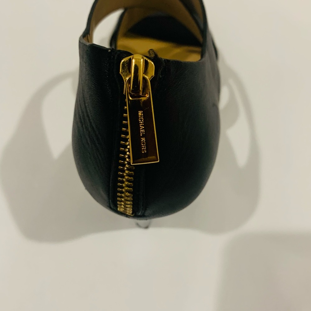 MICHAEL Michael Kors Platform Dress Sandals PV19D - Picture 2 of 3